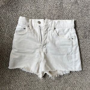 High waisted white denim Madewell shorts, Size 24